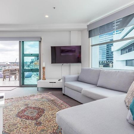 Ferienwohnung Stunning Waterfront Location With Huge Balcony! Auckland Exterior foto